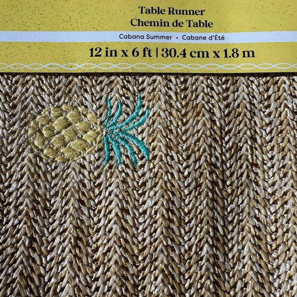 NWT Straw Weaved Tan Table Runner with Pineapple Embroidery - Picture 3 of 4